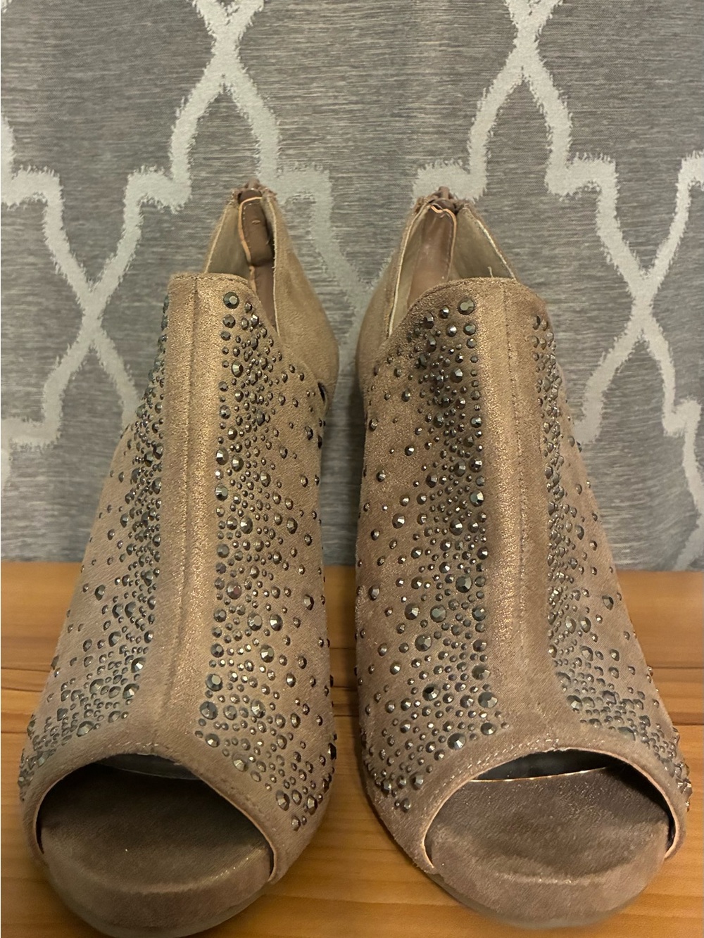 NWOT! Jennifer Lopez Taupe Studded Peep-Toe Stiletto Booties - Picture 2 of 11